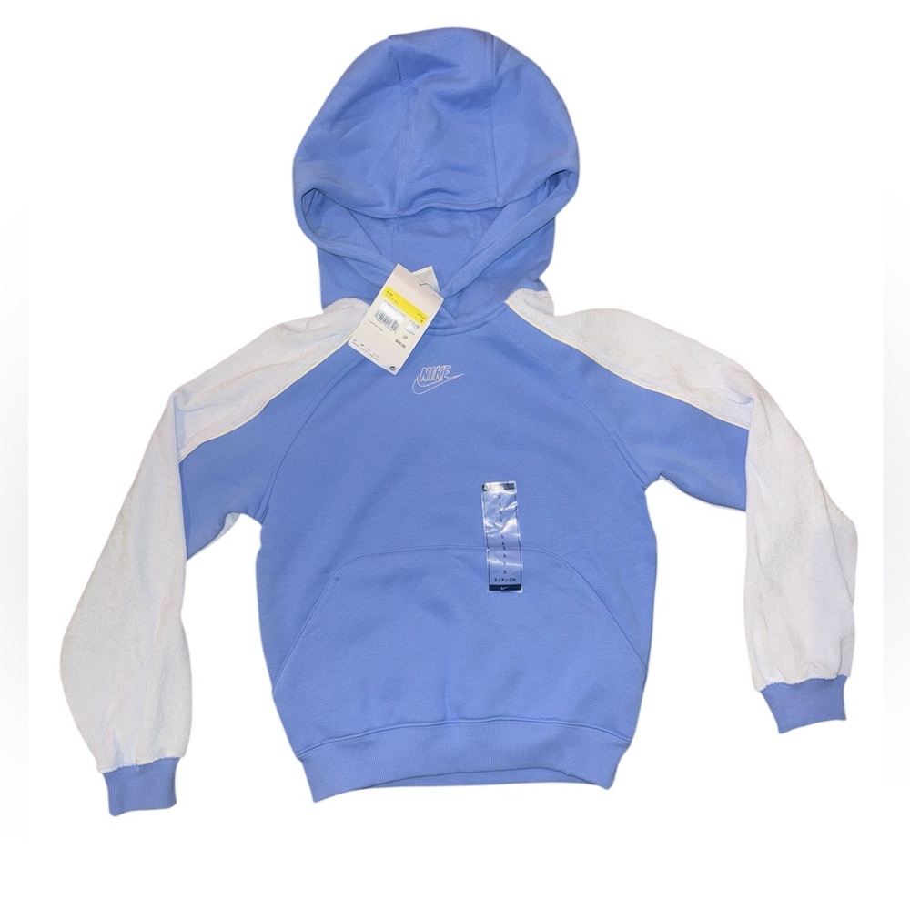 Nike boys hoodie (A30)
